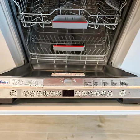 Seascape In Infinity - Parking Apartamento Mamaia