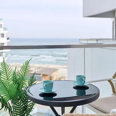 Apartment Seascape In Infinity - Parking