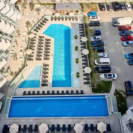 Apartment Seascape In Infinity - Parking