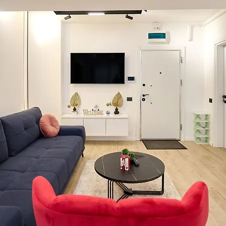 Seascape In Infinity - Parking * Mamaia